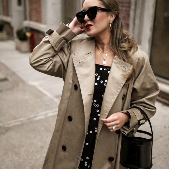 STAUD Bissett Translucent Crossbody Bucket Bag - Picture 4 of 16